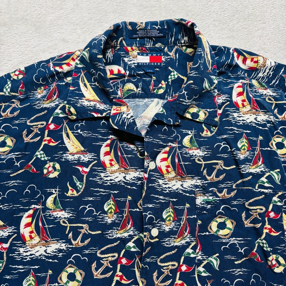 VTG Tommy Hilfiger Camp Shirt 100% Rayon Loop Collar‎ Sailing Nautical Mens L